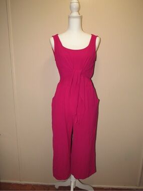 Connected Apparel fuchsia sleeveless tie-front wide-leg jumpsuit, Size 4.